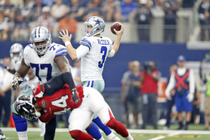 Weeden não conseguiu conduzir o Cowboys à vitória.